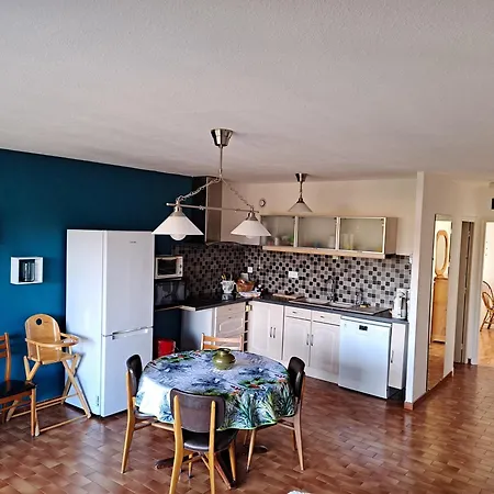 Le 17 Emeurode Apartment